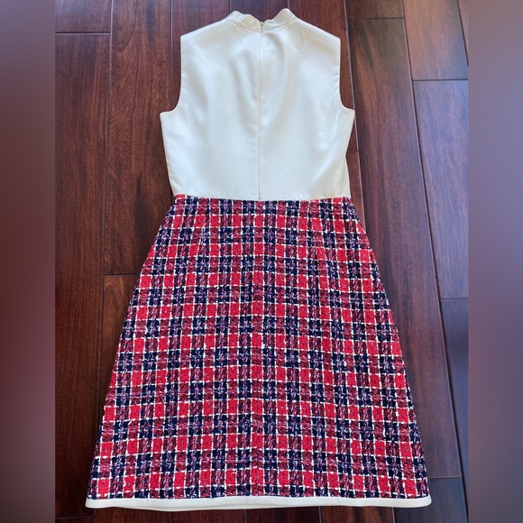 Gucci dress new , never worn with out of tag . - Picture 4 of 6